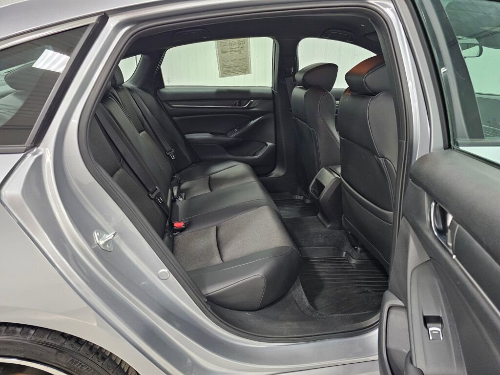 Used 2022 Honda Accord Sport image 6