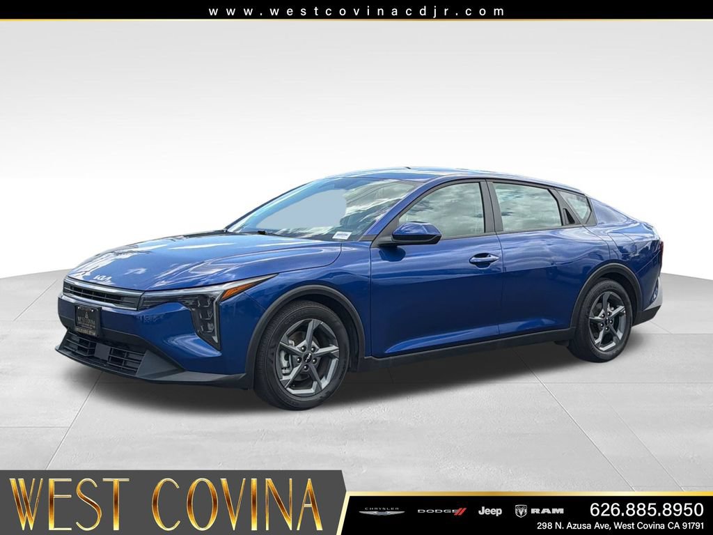 Used 2025 Kia K4 FWD image 3