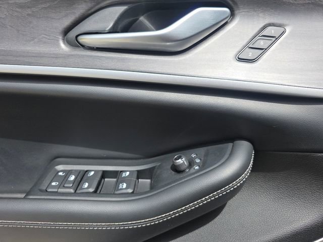 Used 2023 Jeep Grand Cherokee 4WD 4xe image 25