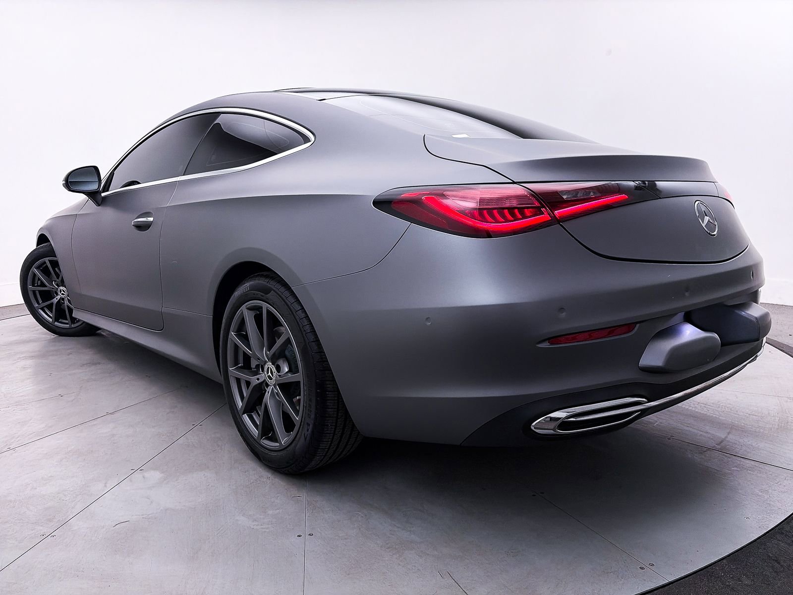 Used 2024 Mercedes-Benz CLE 300 4MATIC Coupe image 2