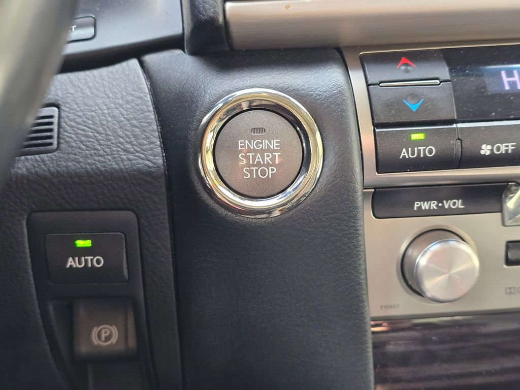 Used 2014 Lexus LS 460 image 23