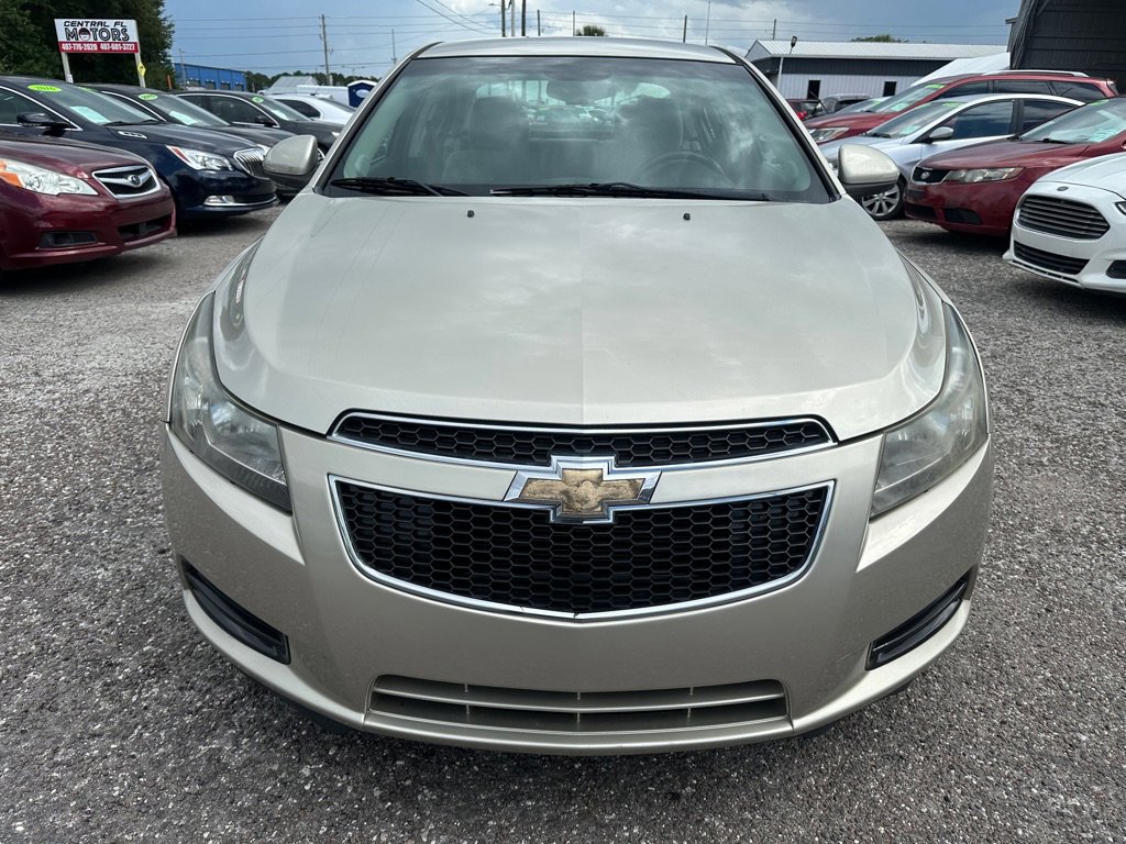 Used 2014 Chevrolet Cruze LT image 2