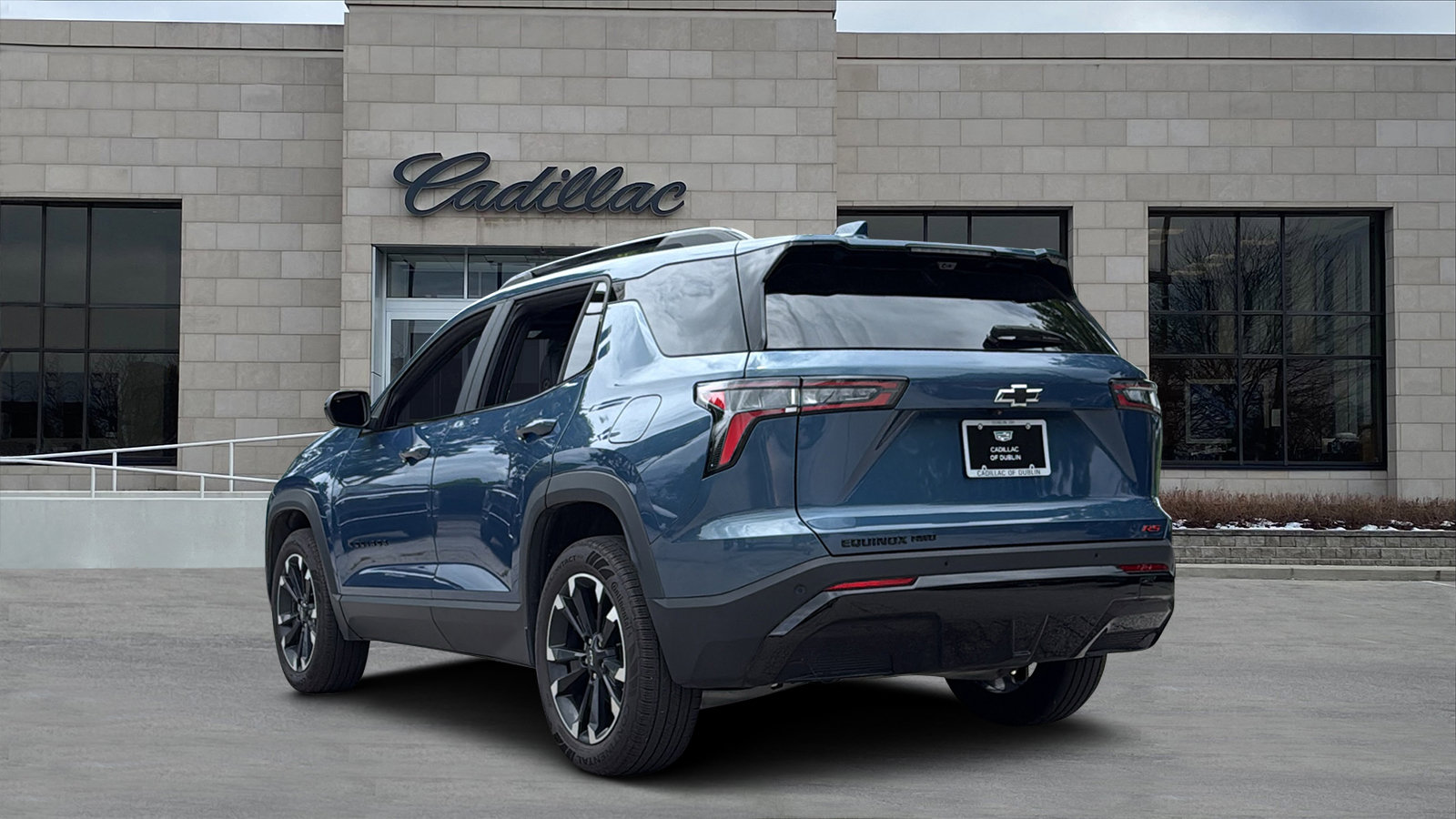 Used 2025 Chevrolet Equinox RS AWD/4WD image 4