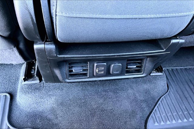 Used 2020 Chevrolet Silverado 1500 LT w/ Texas Edition AWD/4WD image 11