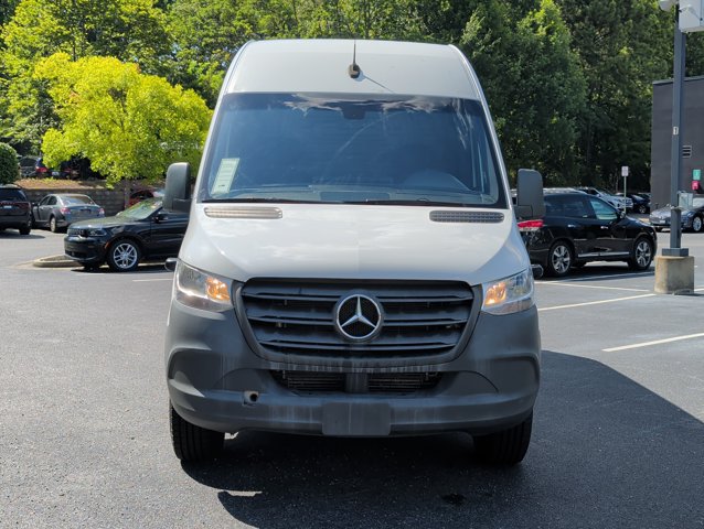 Used 2020 Mercedes-Benz Sprinter 2500 image 3