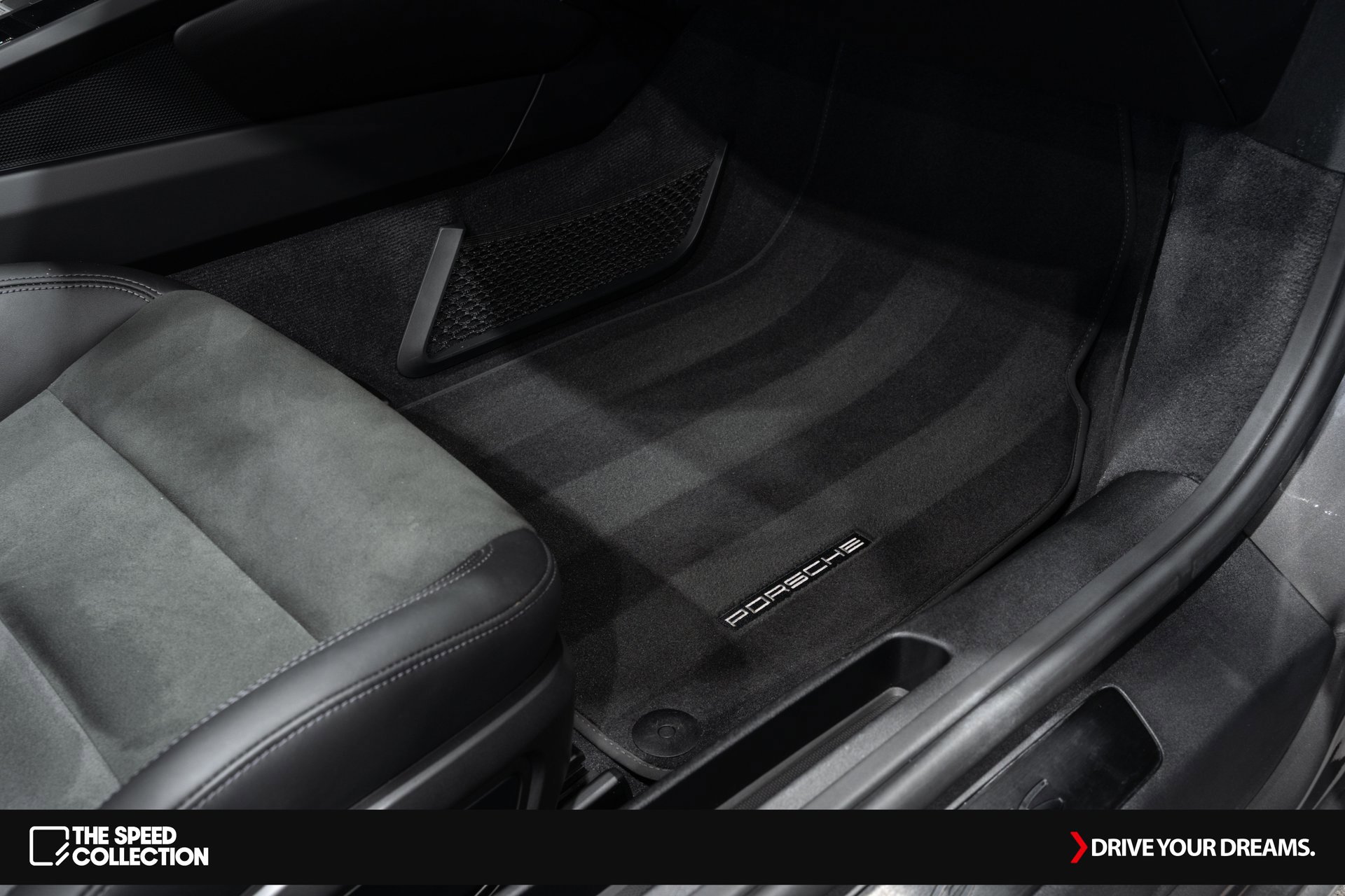 Used 2024 Porsche 911 Targa 4 GTS w/ Premium Package image 24