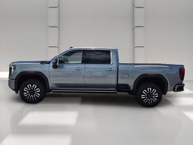 Used 2026 GMC Sierra 2500 Denali Ultimate AWD/4WD image 2
