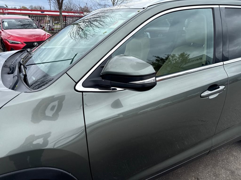 Used 2019 Toyota Highlander XLE image 39