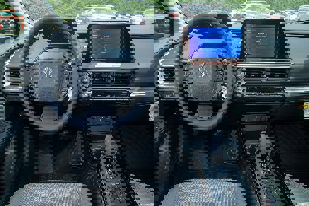 New 2026 Toyota Prius LE image 6
