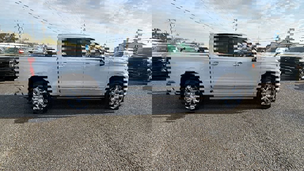 New 2026 Chevrolet Silverado 1500 High Country image 4