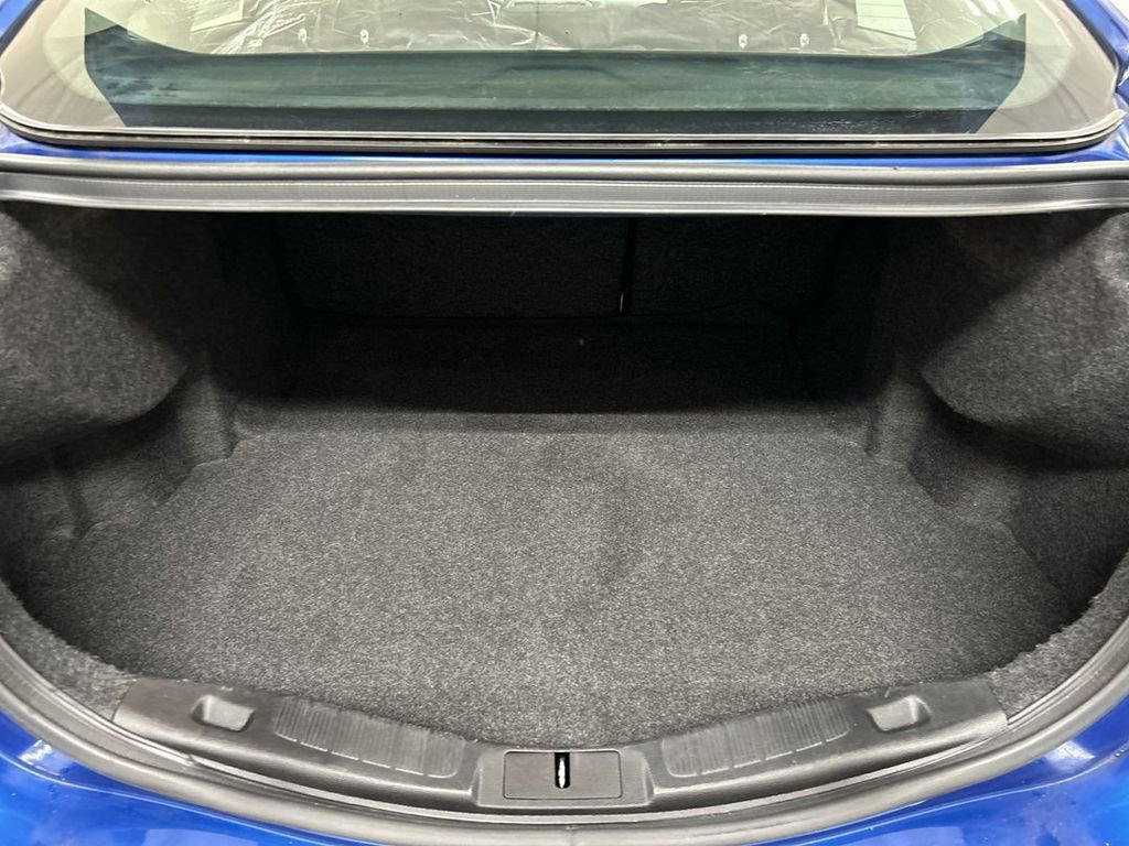 Used 2017 Ford Fusion SE FWD image 20