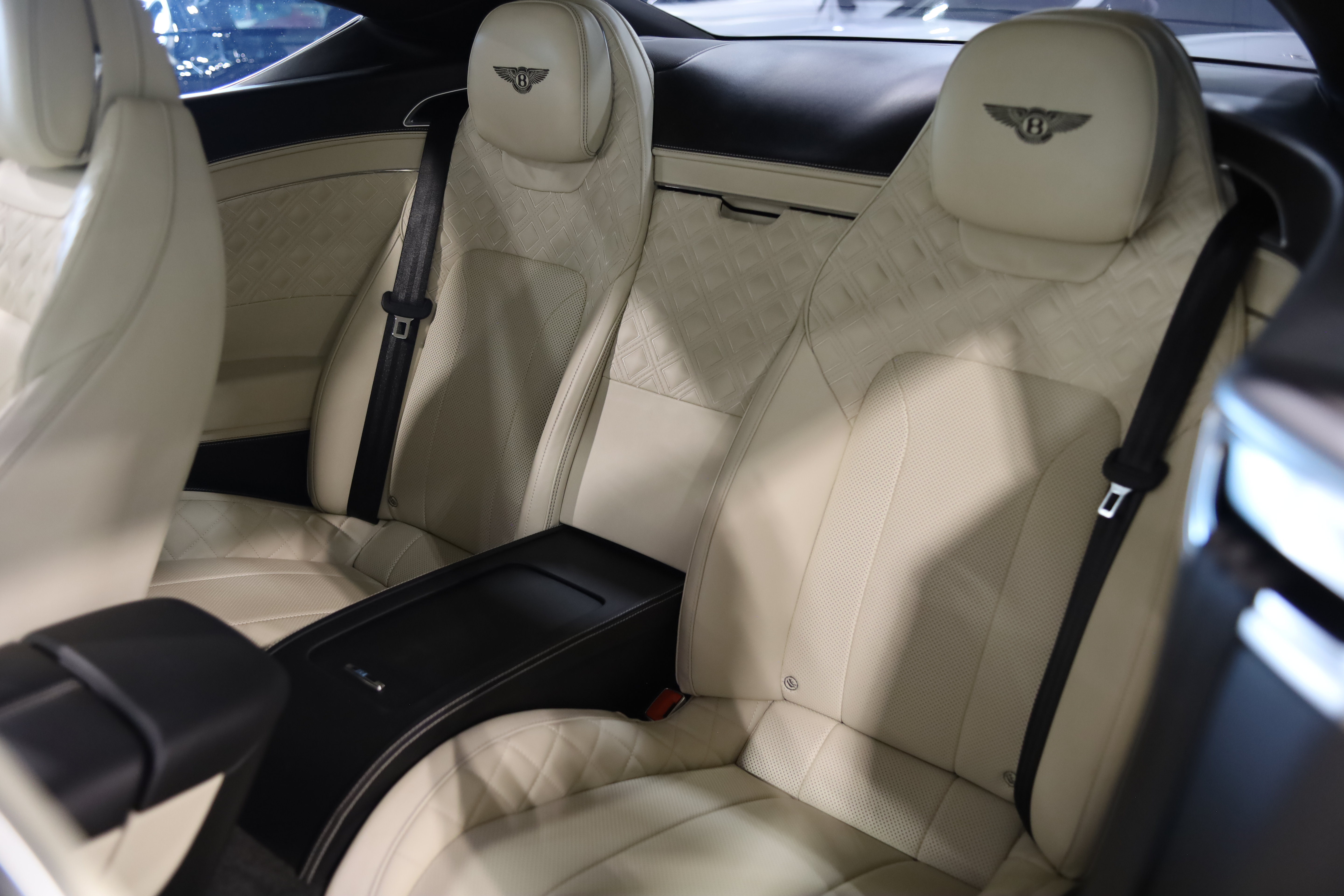 Used 2020 Bentley Continental GT AWD/4WD image 35