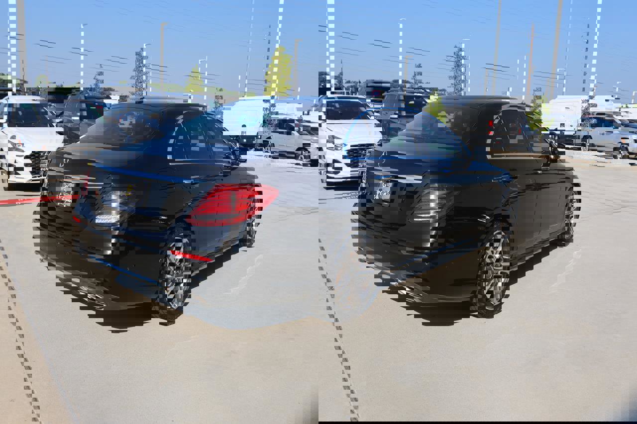 Used 2018 Mercedes-Benz E 300 image 5