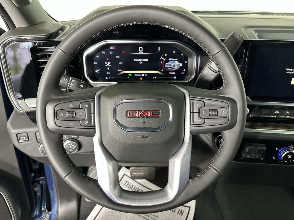New 2026 GMC Sierra 1500 Elevation w/ LPO, Elevation Black Package AWD/4WD image 13