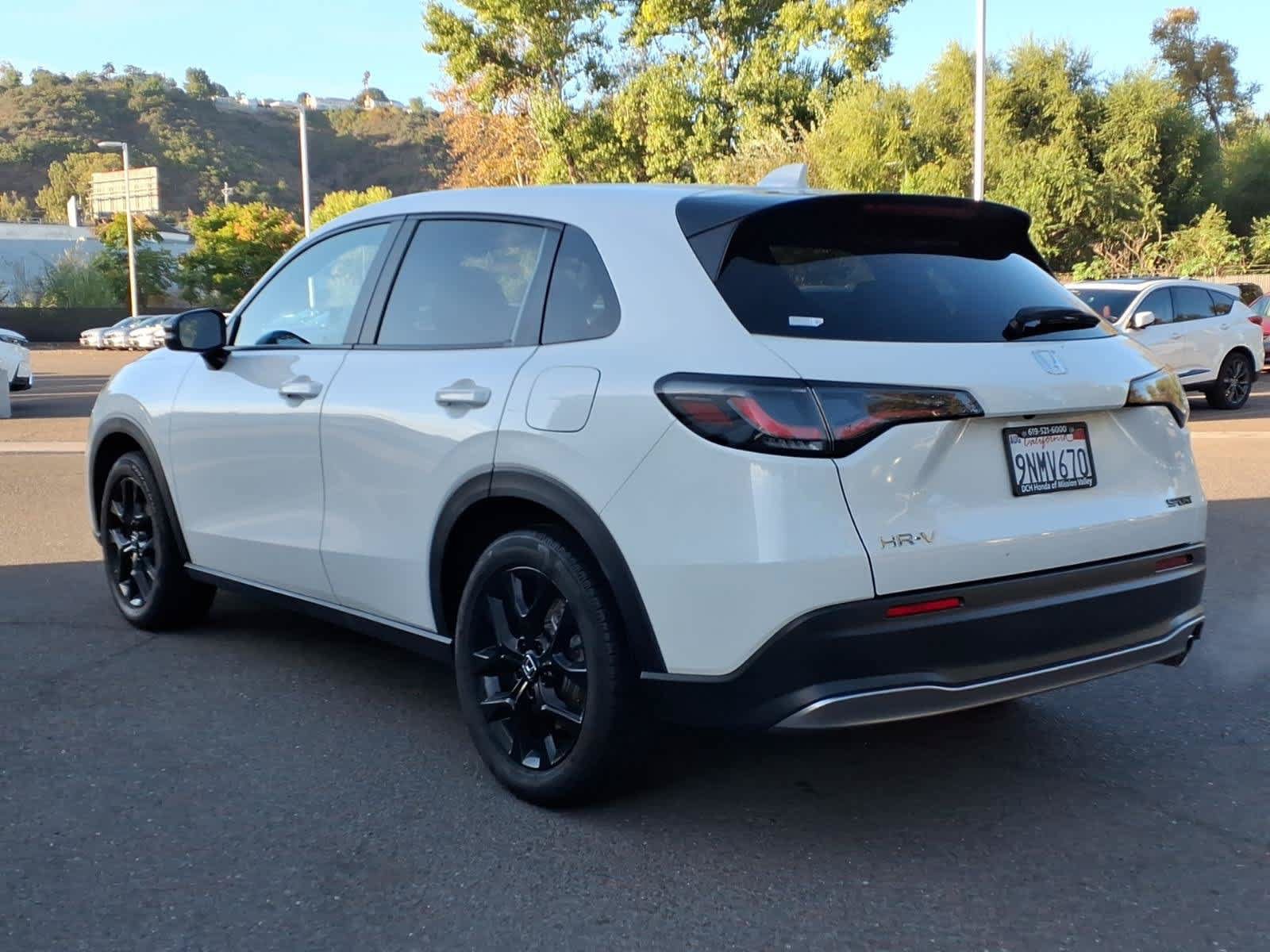 Used 2025 Honda HR-V Sport image 7