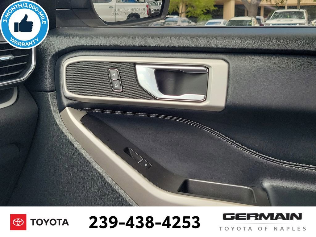 Used 2022 Ford Explorer XLT w/ Equipment Group 202A image 28