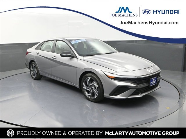 New 2025 Hyundai Elantra SEL