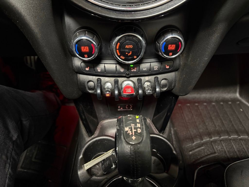 Used 2016 MINI Cooper S image 13