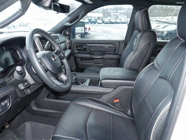 Used 2024 RAM 3500 Limited image 2