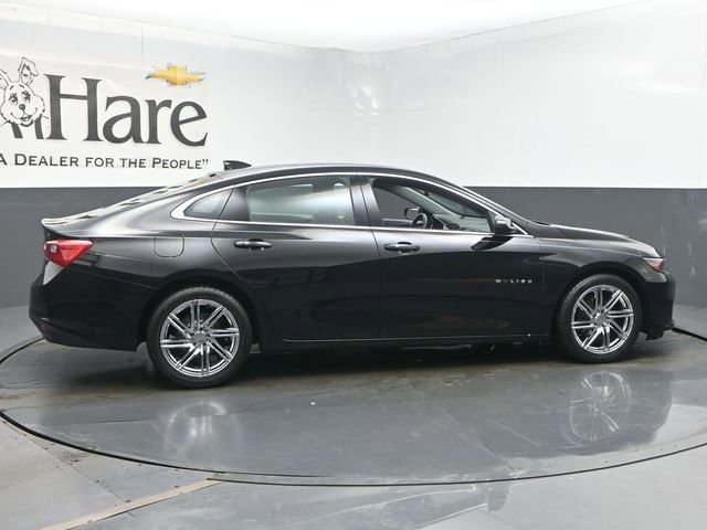 Used 2018 Chevrolet Malibu LT w/ Leather Package image 35