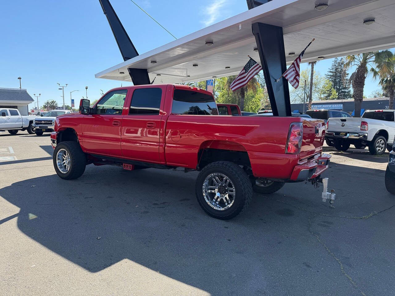 Used 2003 Chevrolet Silverado 2500 LS w/ Skid Plate Package image 3