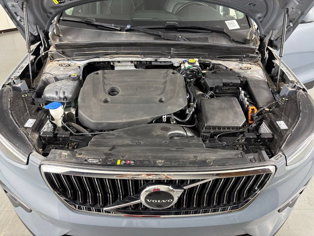 Used 2023 Volvo XC40 B5 Ultimate w/ Protection Package Premier AWD/4WD image 50
