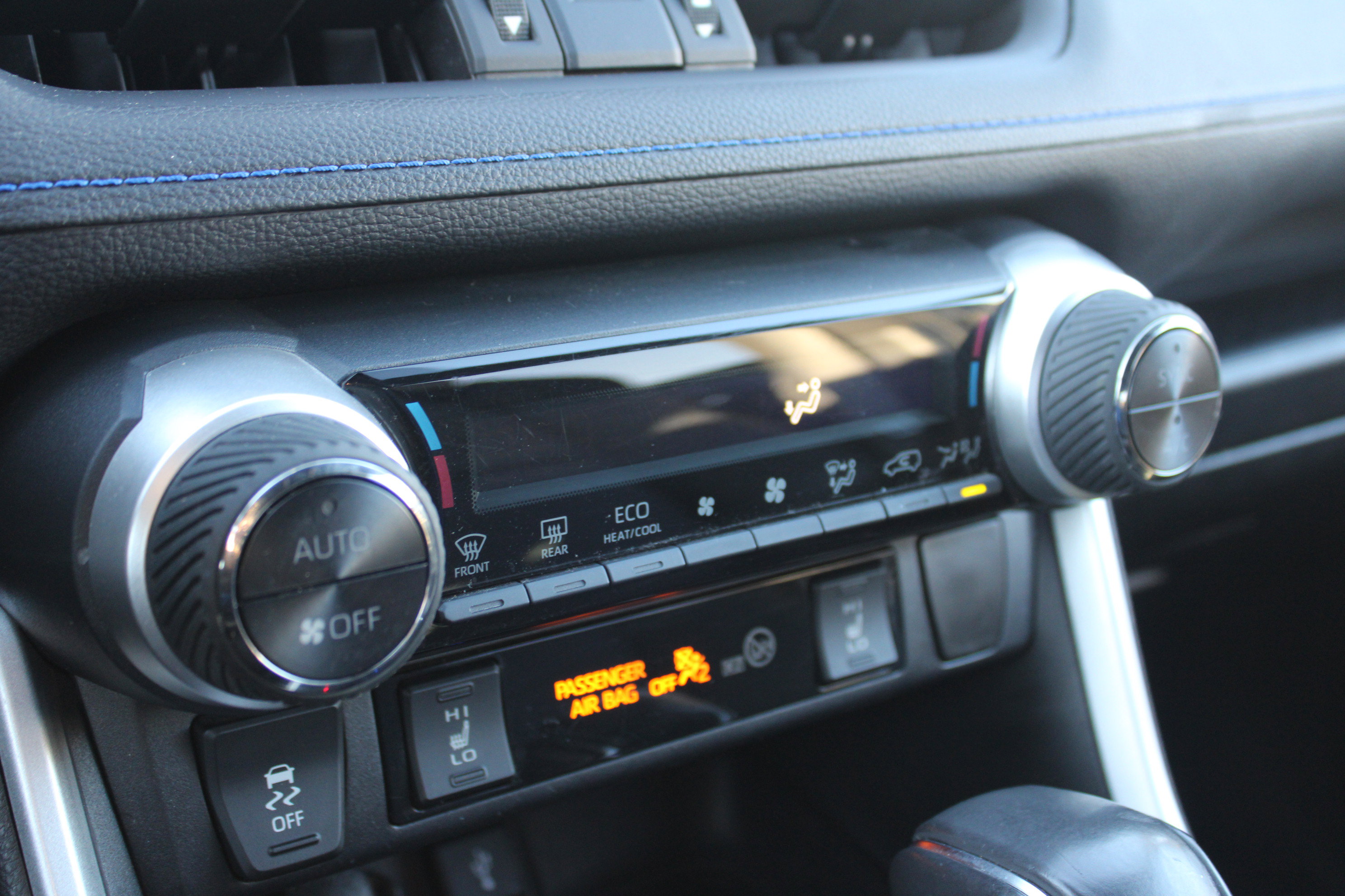 Used 2021 Toyota RAV4 XSE image 17