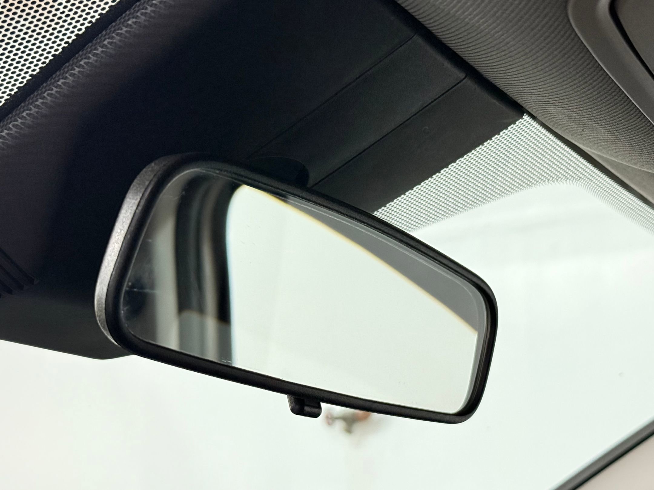 Used 2019 Hyundai Santa Fe SE image 13