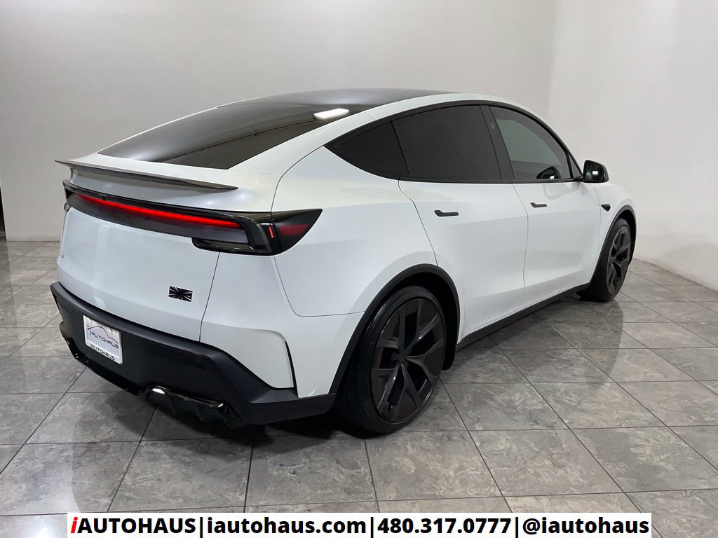 Used 2026 Tesla Model Y Performance AWD/4WD image 7