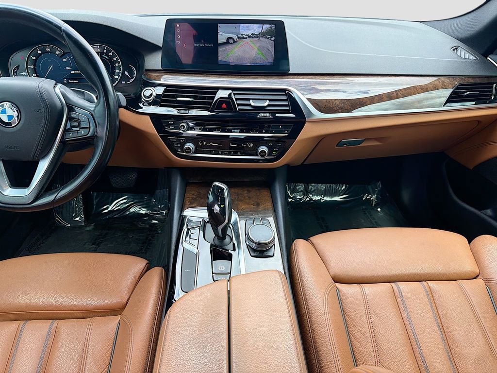 Used 2018 BMW 530e image 17