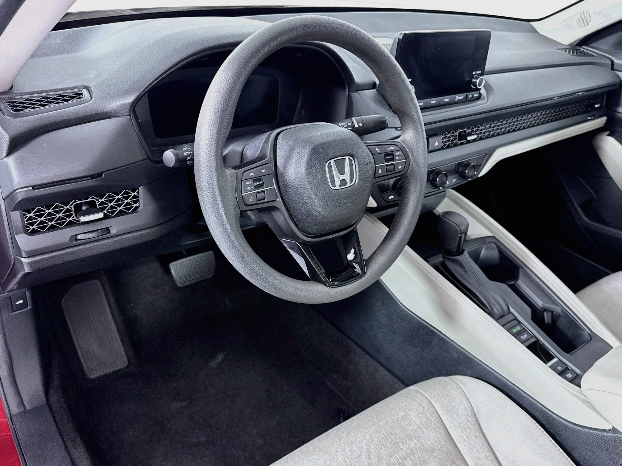 Certified 2024 Honda Accord EX image 9