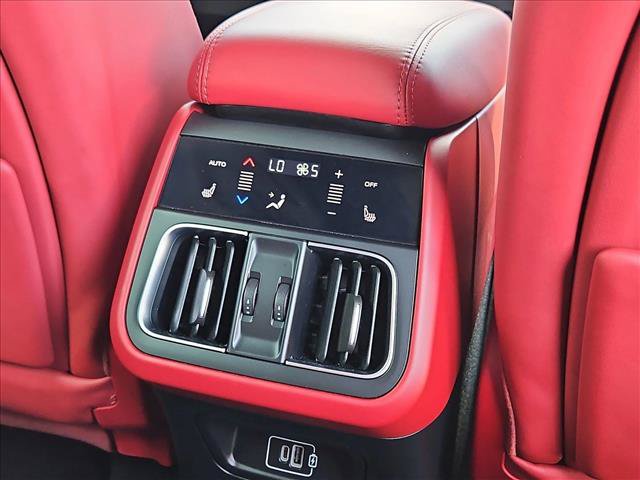 Used 2024 Maserati Grecale Trofeo AWD/4WD image 23