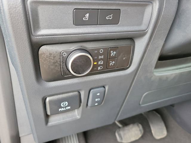 Used 2024 Ford Expedition Max XLT image 33