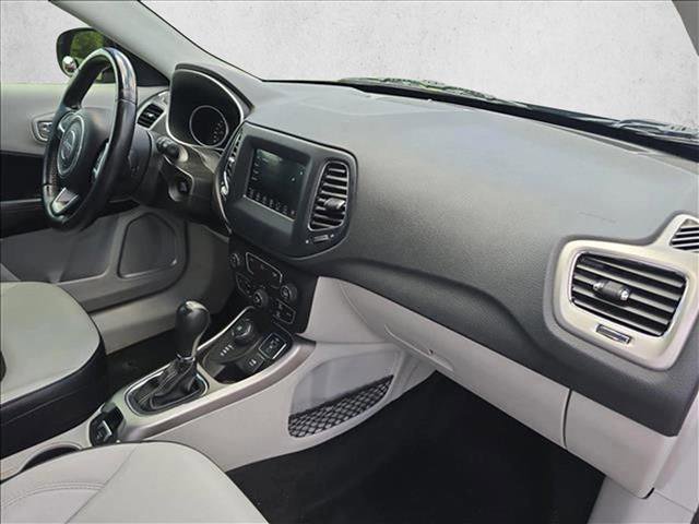 Used 2020 Jeep Compass Latitude image 22