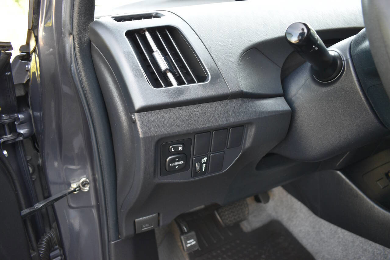 Used 2013 Toyota Prius Three image 19