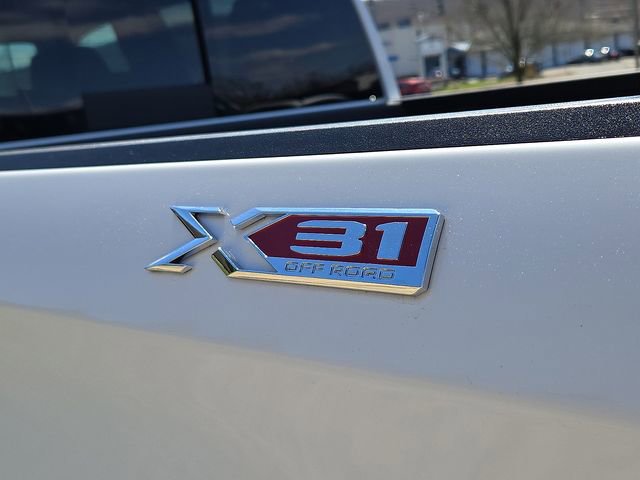 Used 2023 GMC Sierra 1500 SLT w/ SLT Premium Package image 32