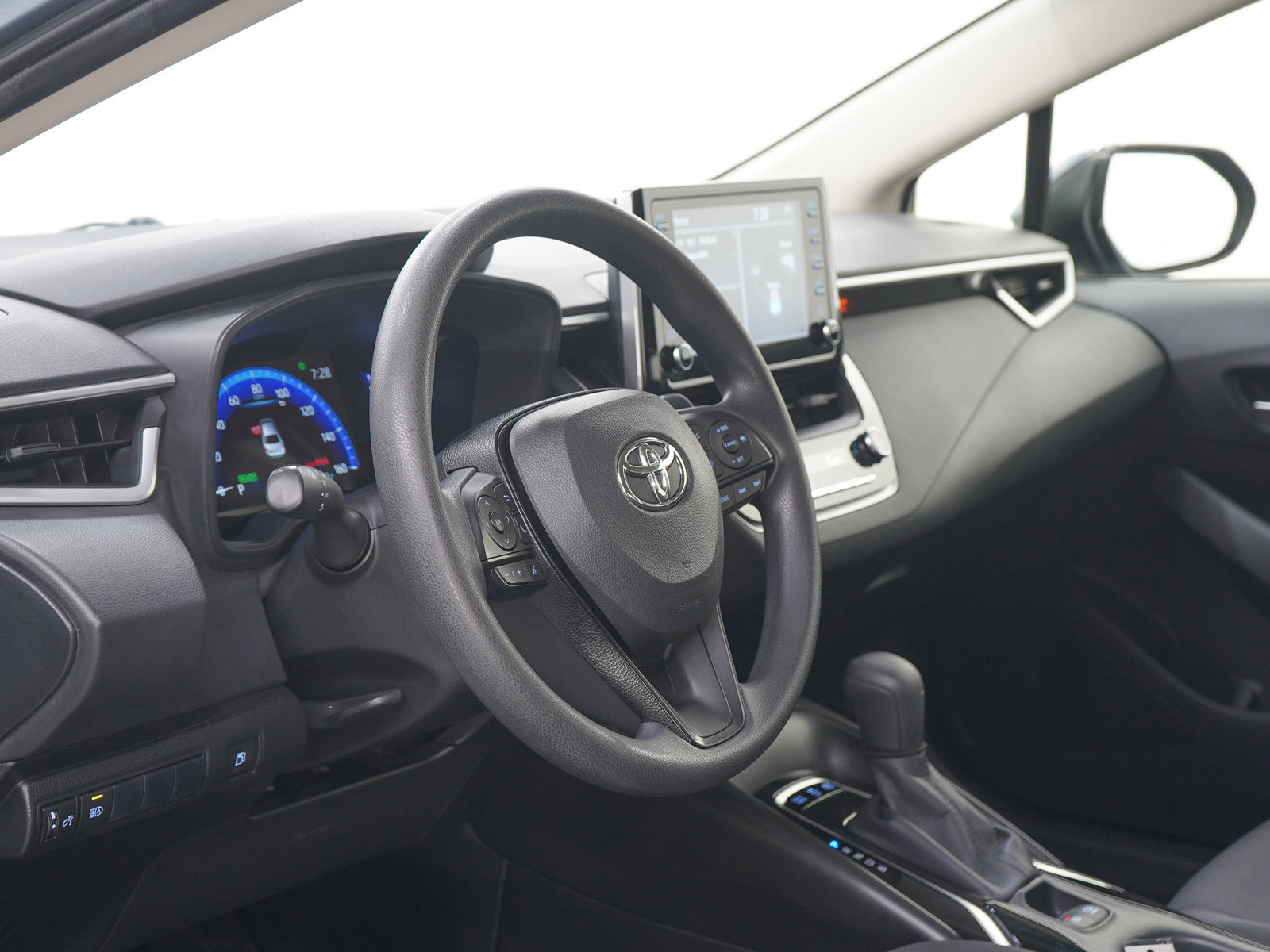 Used 2020 Toyota Corolla LE FWD image 21
