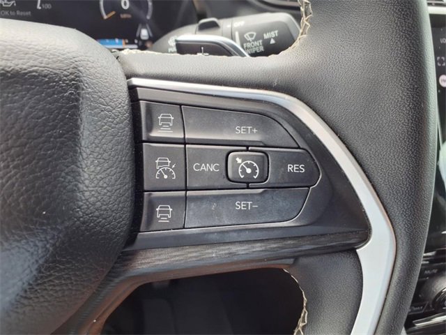 Used 2023 Jeep Grand Cherokee L Laredo image 22