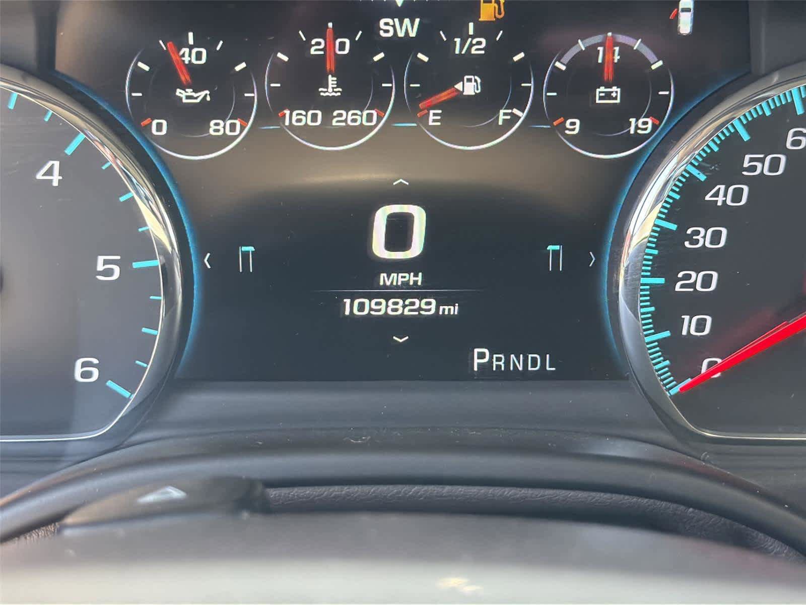 Used 2018 Chevrolet Suburban Premier AWD/4WD image 20