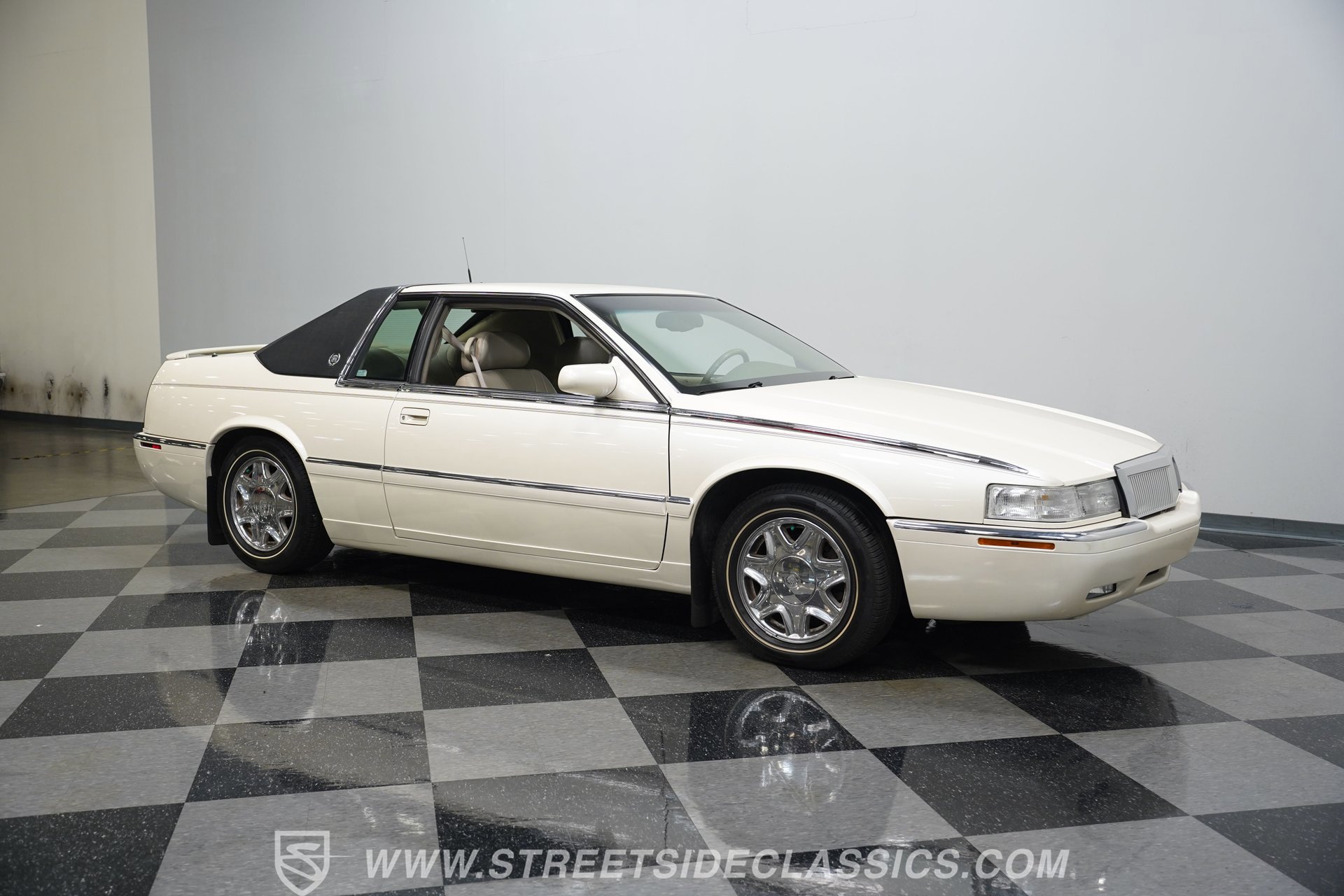 Used 2001 Cadillac Eldorado ESC w/ Comfort/Convenience Pkg FWD image 15