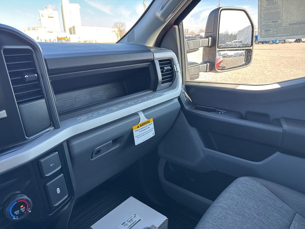 New 2026 Ford F350 XL w/ XL Chrome Package image 31
