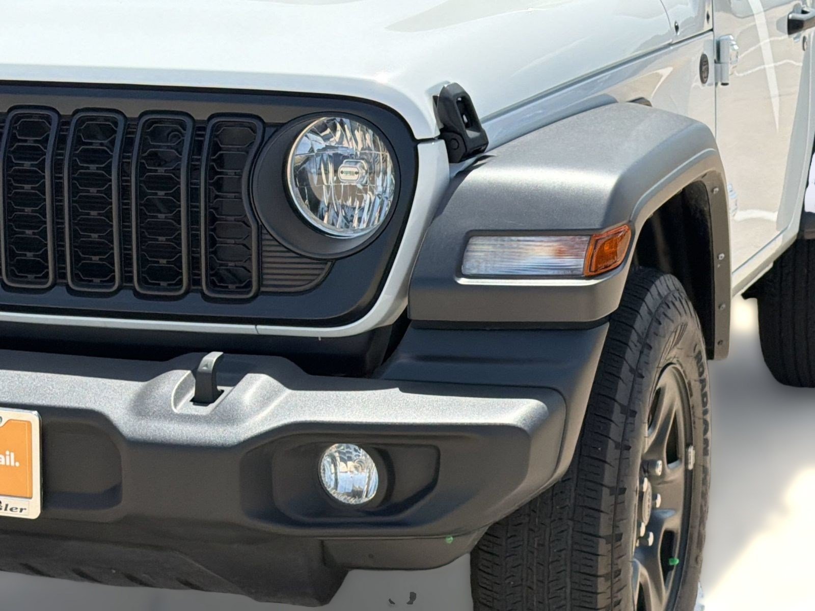 Used 2025 Jeep Wrangler Sport AWD/4WD image 11