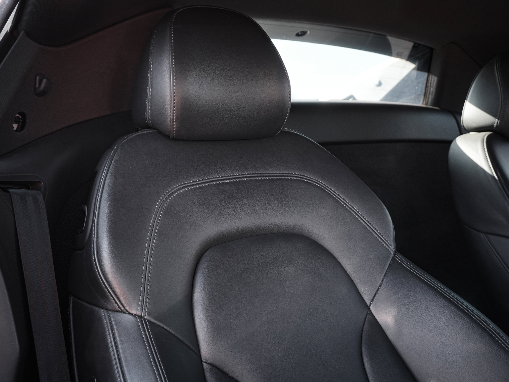 Used 2010 Audi R8 V10 image 34