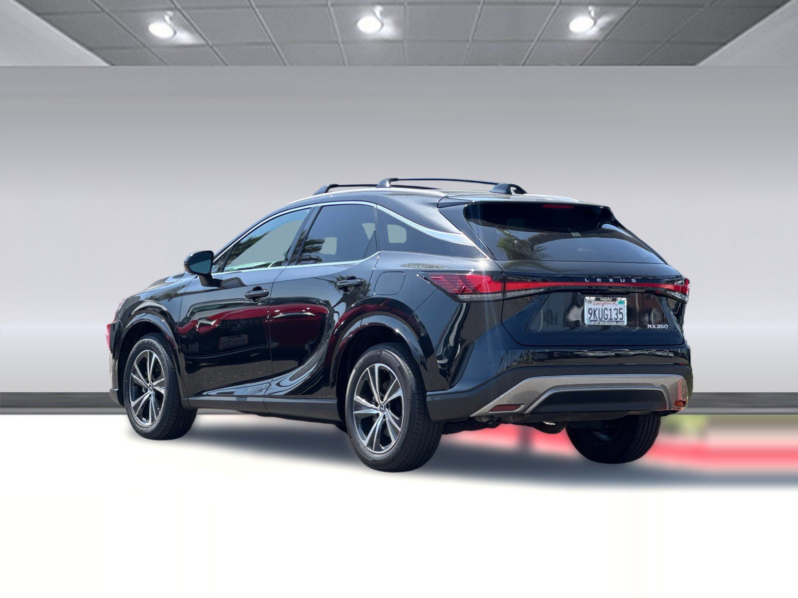 Used 2024 Lexus RX 350 Premium w/ Convenience Package FWD image 3