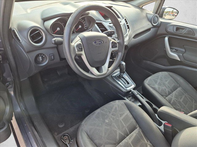 Used 2013 Ford Fiesta SE FWD image 10