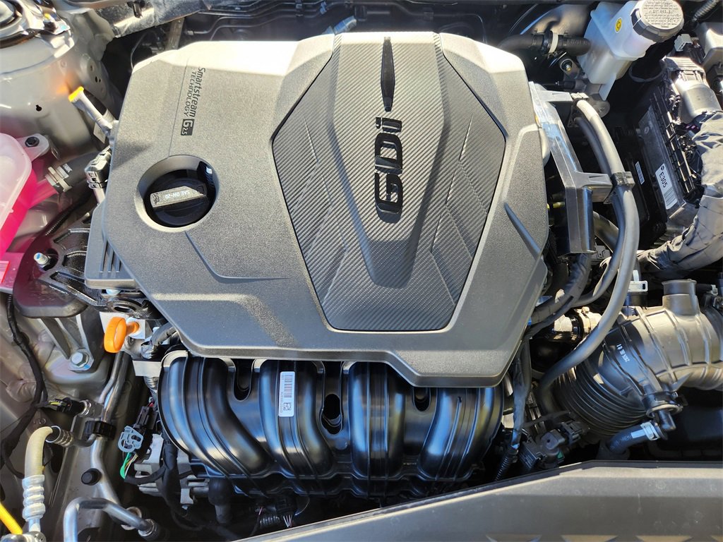 Used 2025 Kia K5 GT-Line w/ GT-Line Premium Package image 9