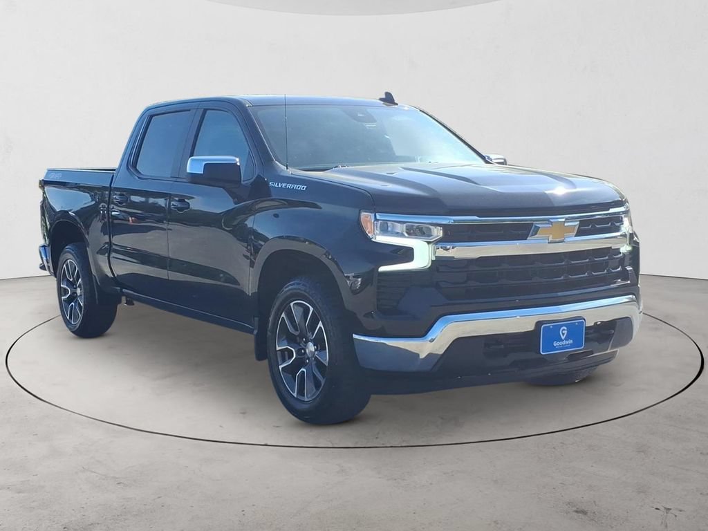 Certified 2022 Chevrolet Silverado 1500 LT AWD/4WD image 3