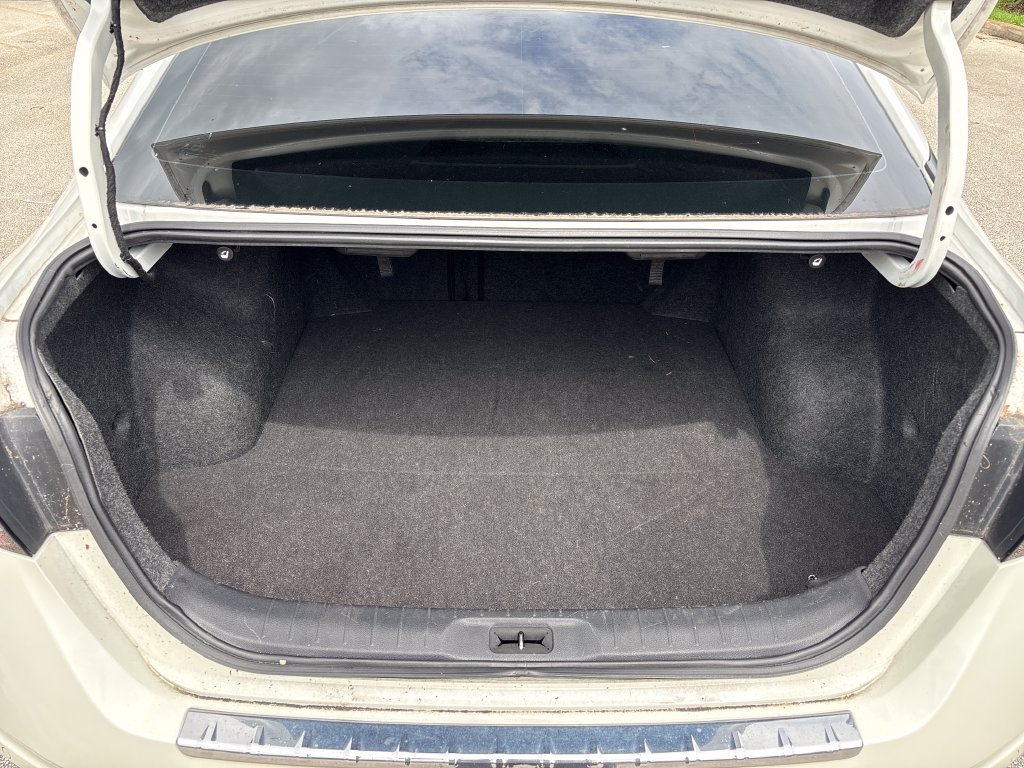 Used 2020 Nissan Altima 2.5 SR FWD image 9