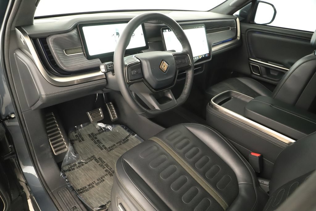 Used 2024 Rivian R1S Adventure AWD/4WD image 15