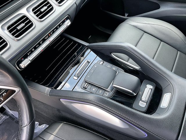 Used 2025 Mercedes-Benz GLS 450 4MATIC image 14